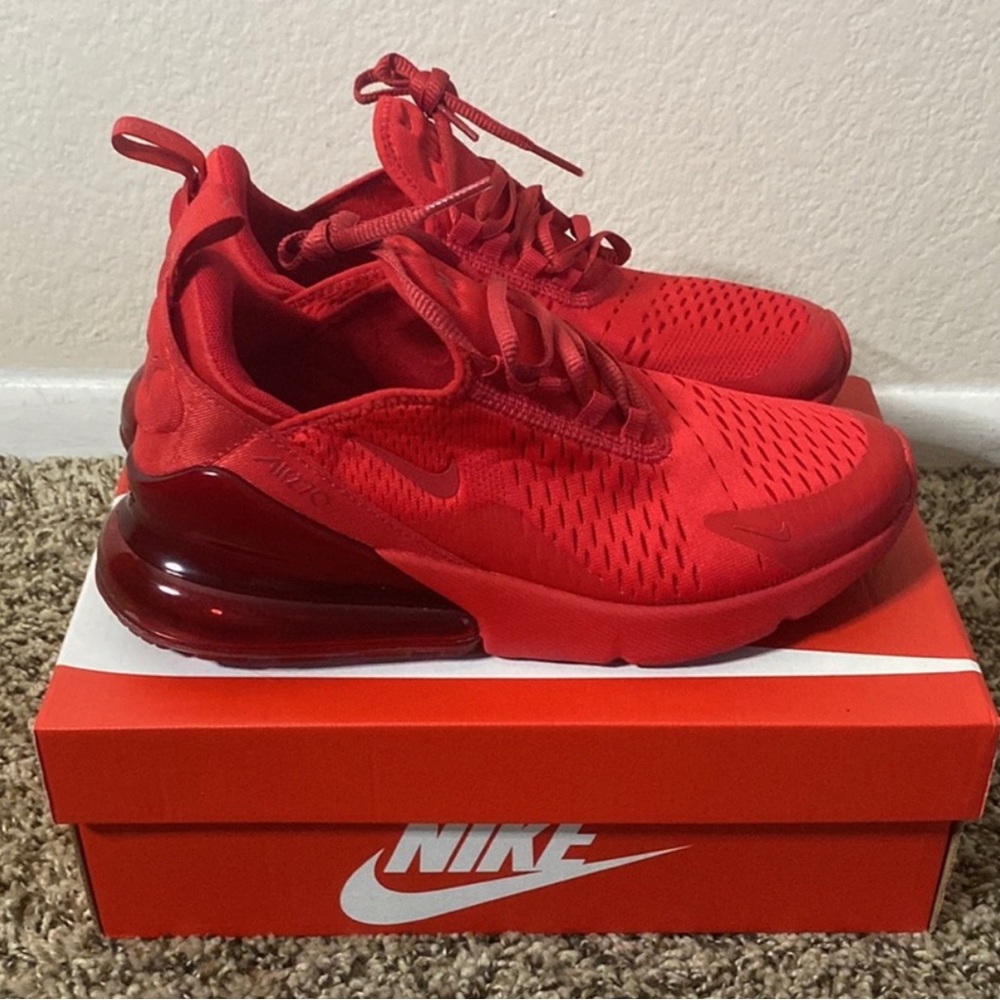 Nike Air Max 270 University Red size 11